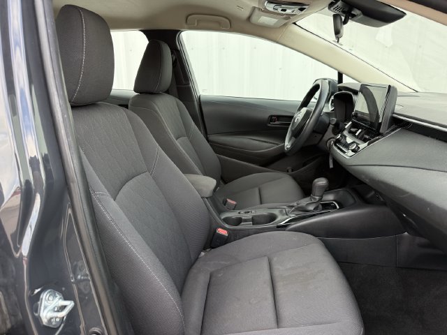 Used 2024 Toyota Corolla LE FWD image 27