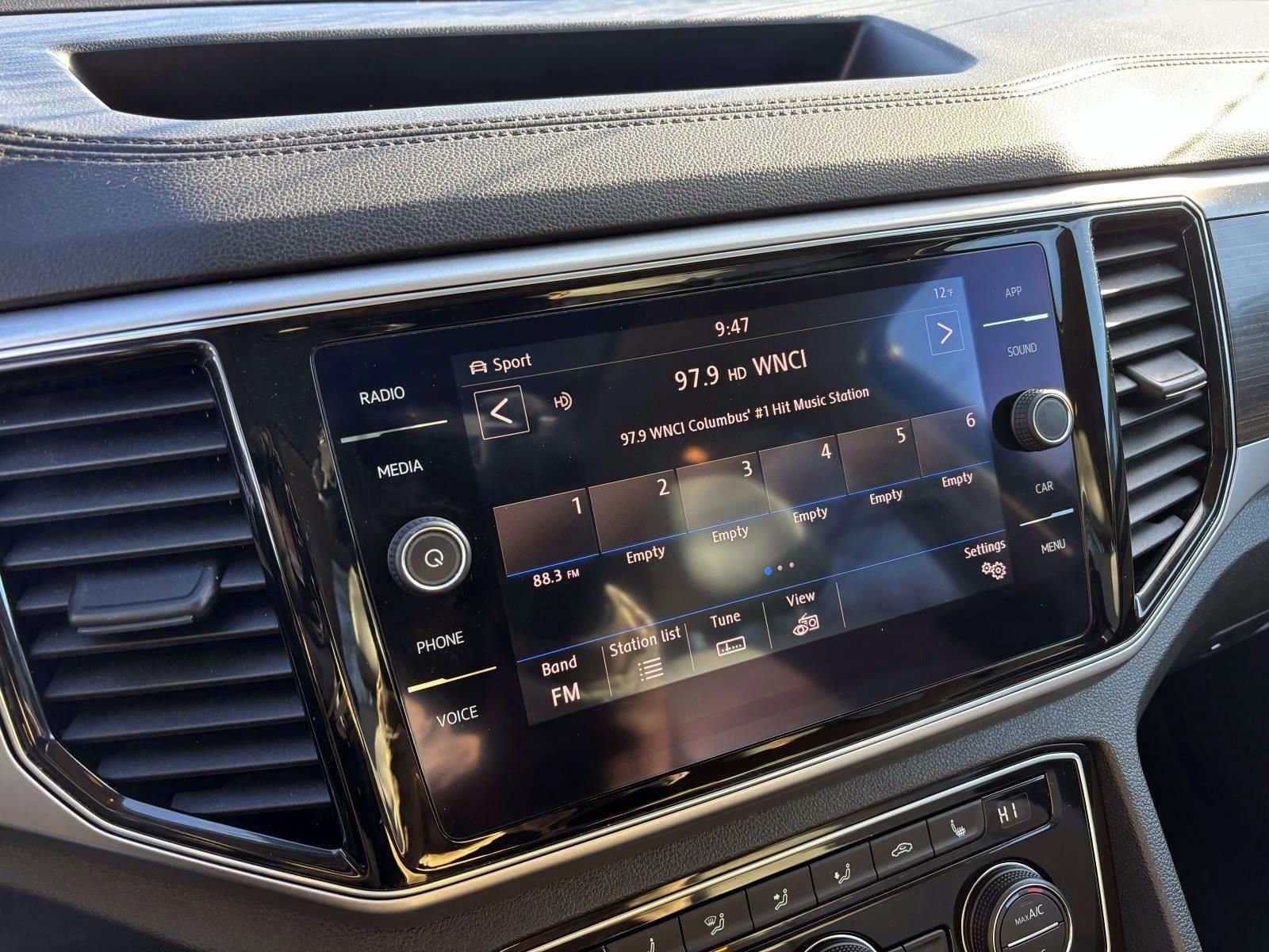 Used 2018 Volkswagen Atlas SEL image 15