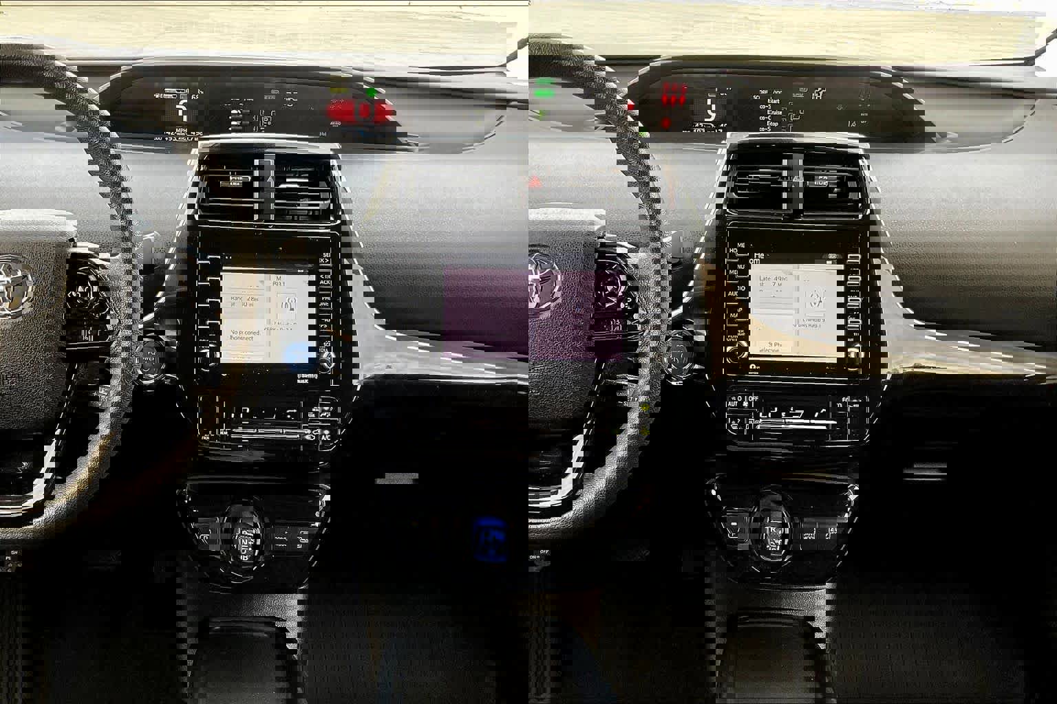 Used 2021 Toyota Prius L Eco image 9