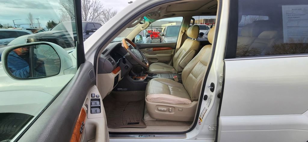 Used 2004 Lexus GX 470 image 3