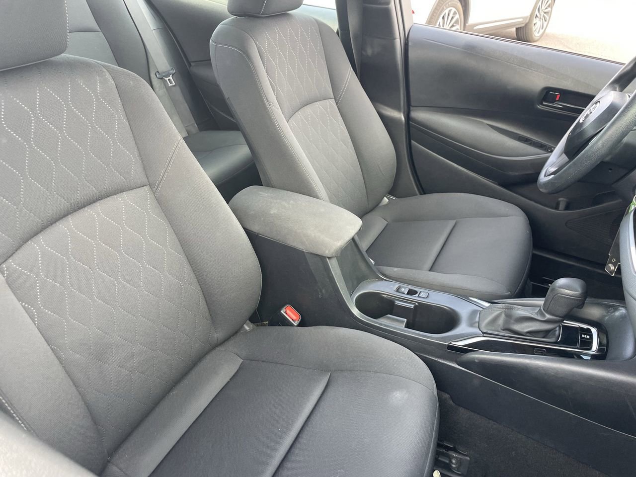 Used 2024 Toyota Corolla LE image 11