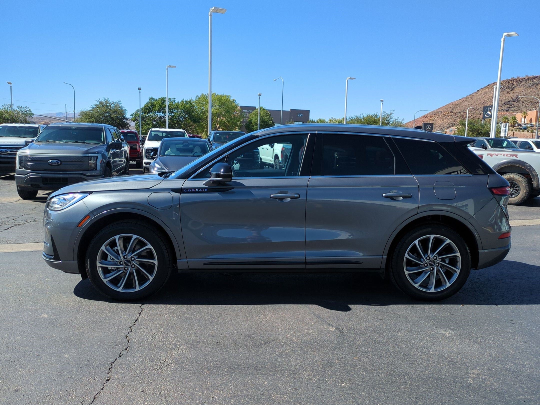Used 2024 Lincoln Corsair Grand Touring w/ Equipment Group 301A AWD/4WD image 6