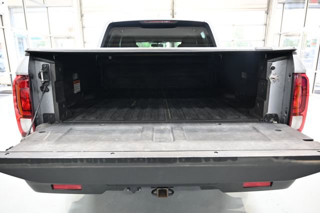 Used 2017 Honda Ridgeline RTL image 7