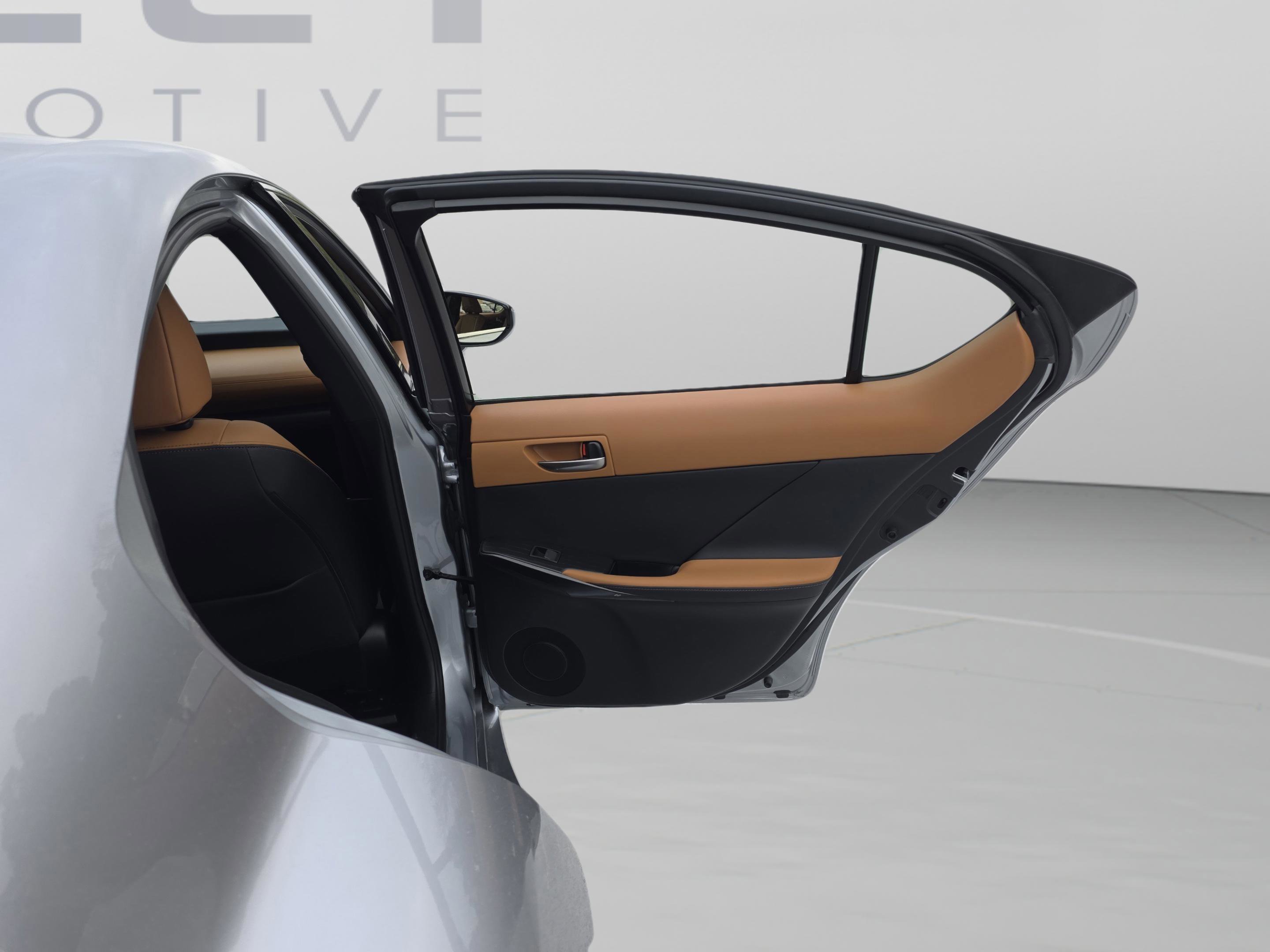 Used 2024 Lexus IS 300 w/ Premium Package image 16