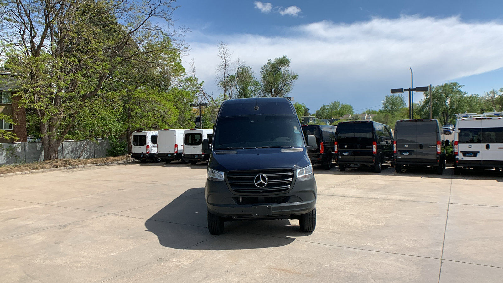 Used 2023 Mercedes-Benz Sprinter 2500 image 8