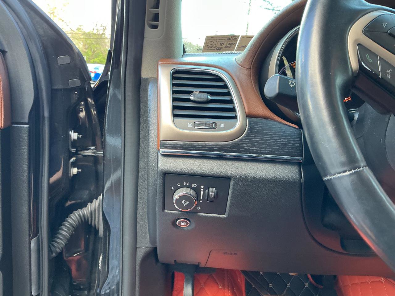 Used 2015 Jeep Grand Cherokee Summit AWD/4WD image 11