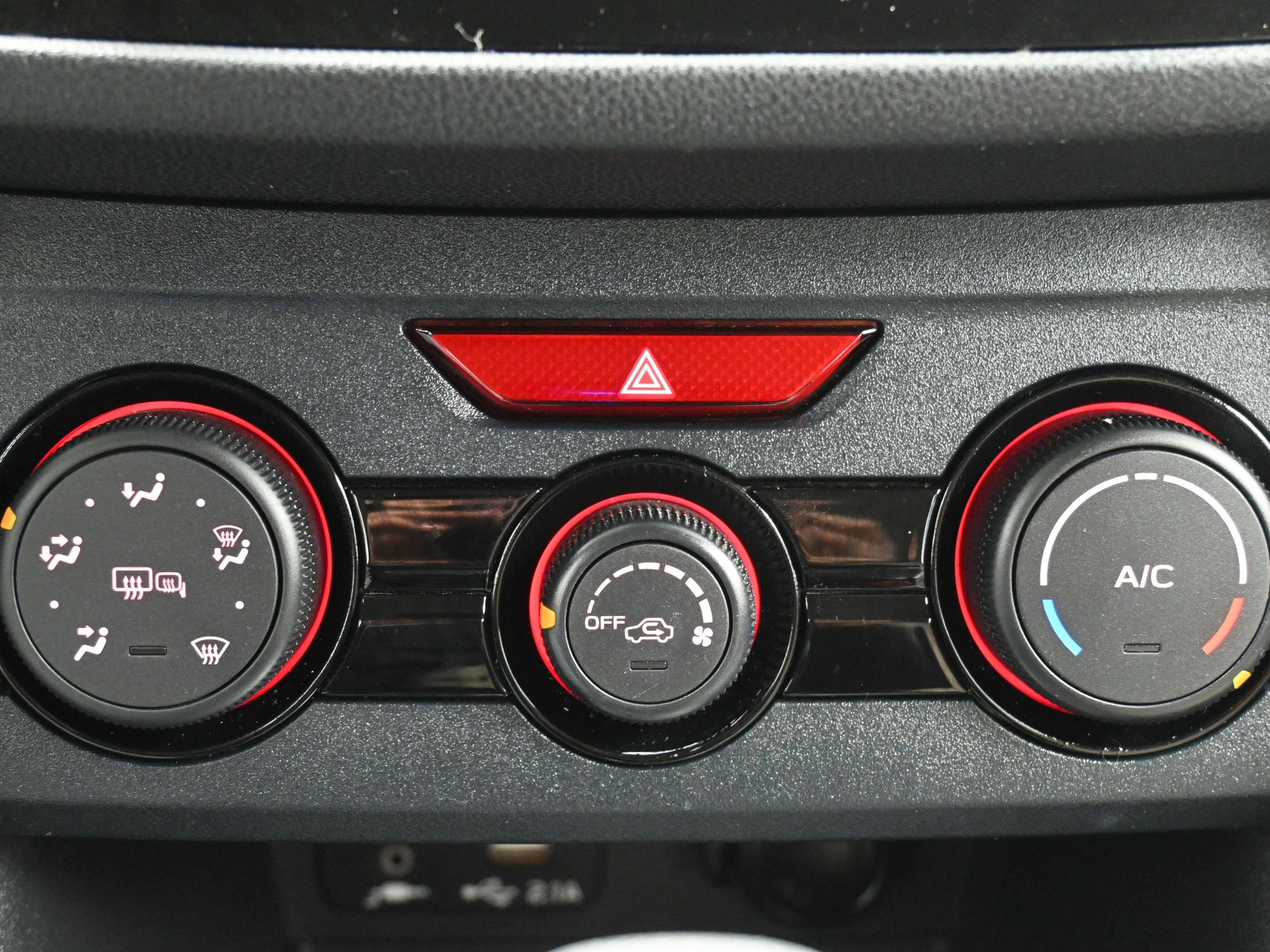 Used 2020 Subaru Impreza Premium image 37