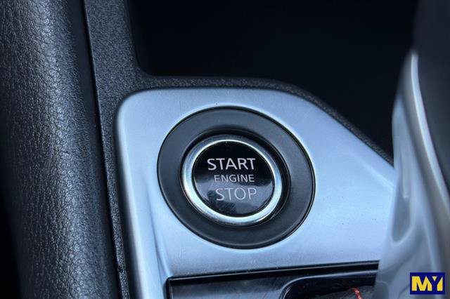 Used 2025 Nissan Sentra SR FWD image 25