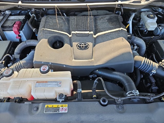 Used 2023 Toyota Tundra Platinum w/ Advanced Package AWD/4WD image 32