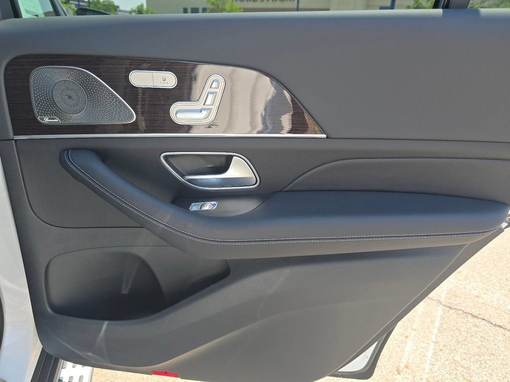 New 2026 Mercedes-Benz GLS 450 4MATIC image 23
