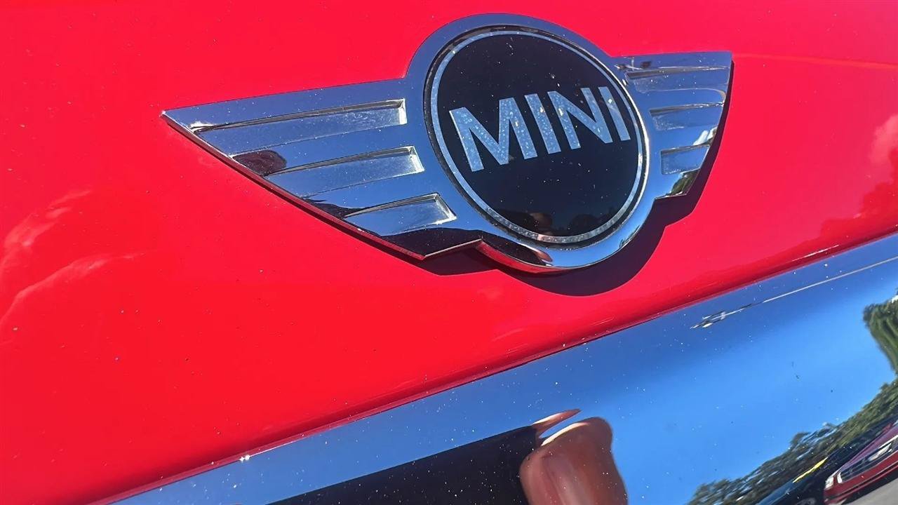 Used 2011 MINI Cooper Hardtop FWD image 9