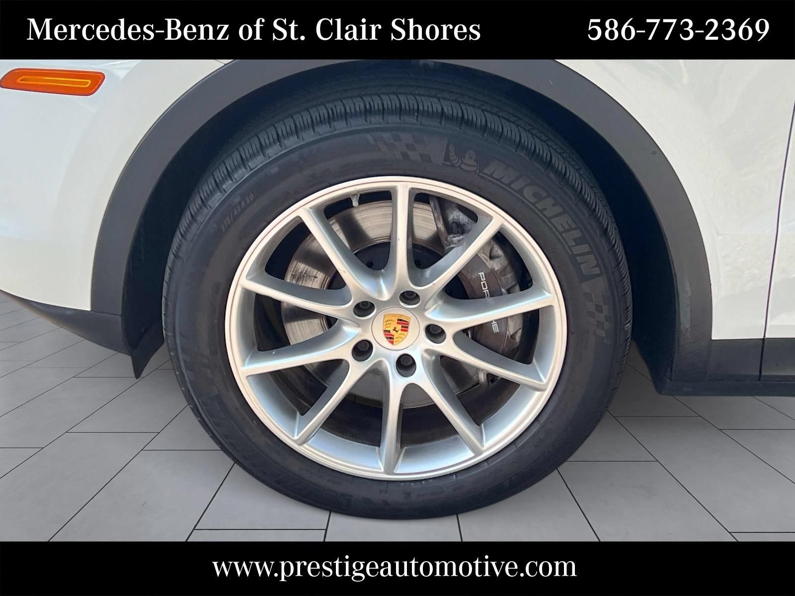 Used 2021 Porsche Cayenne AWD/4WD image 11