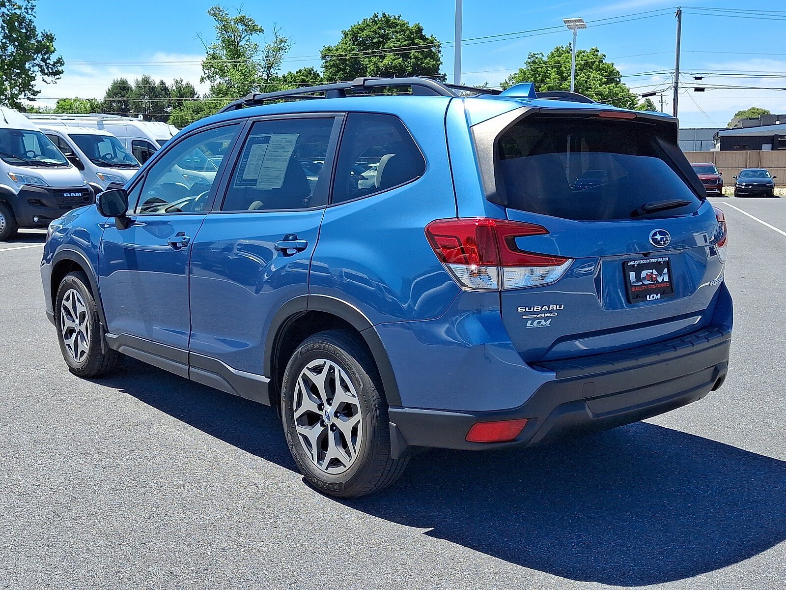 Used 2020 Subaru Forester Premium AWD/4WD image 7