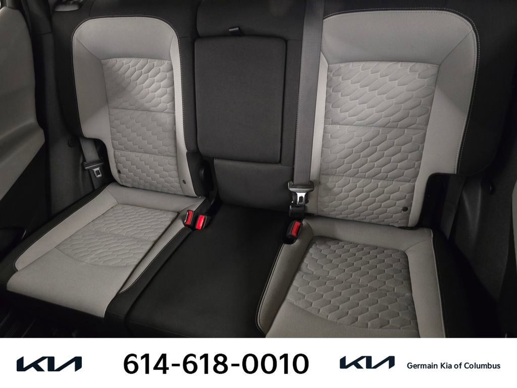 Used 2021 Chevrolet Equinox LS w/ LS Convenience Package image 19