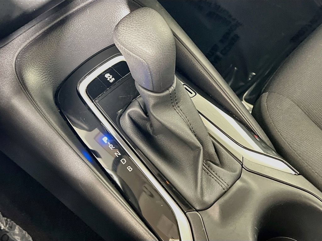 Certified 2025 Toyota Corolla LE FWD image 15