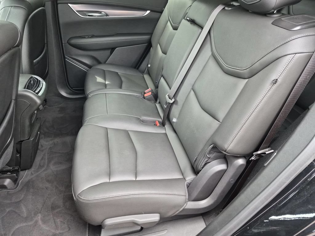 Used 2024 Cadillac XT6 Luxury FWD image 20
