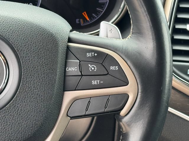 Used 2017 Jeep Grand Cherokee Limited w/ Luxury Group II AWD/4WD image 25