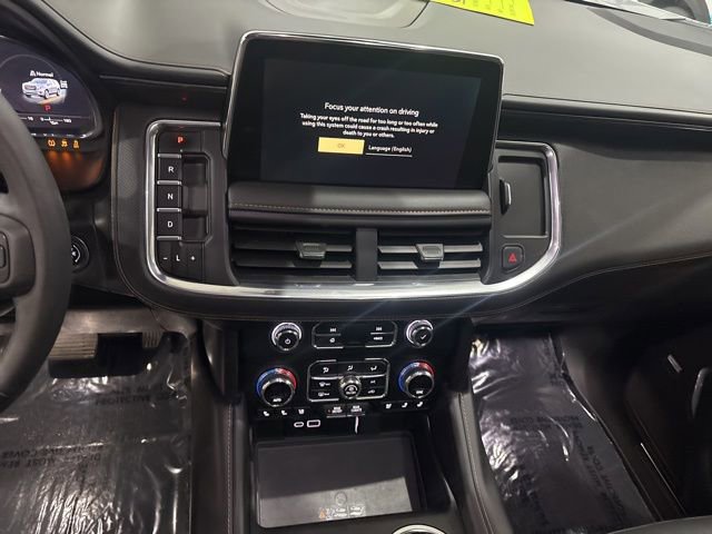 Used 2024 GMC Yukon AT4 w/ AT4 Premium Package AWD/4WD image 19