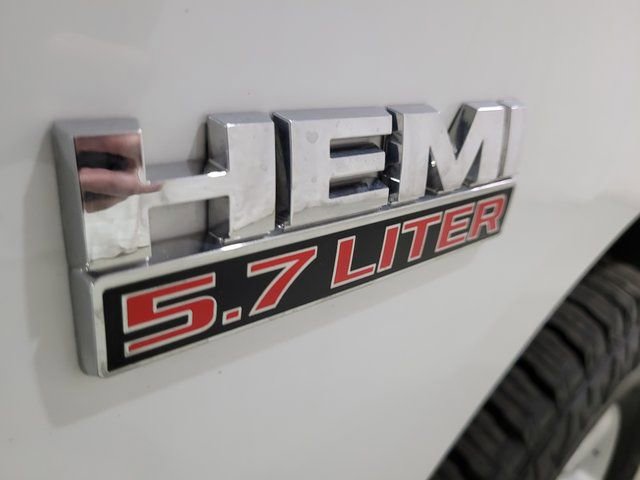 Used 2017 RAM 1500 ST w/ SXT Appearance Group image 8