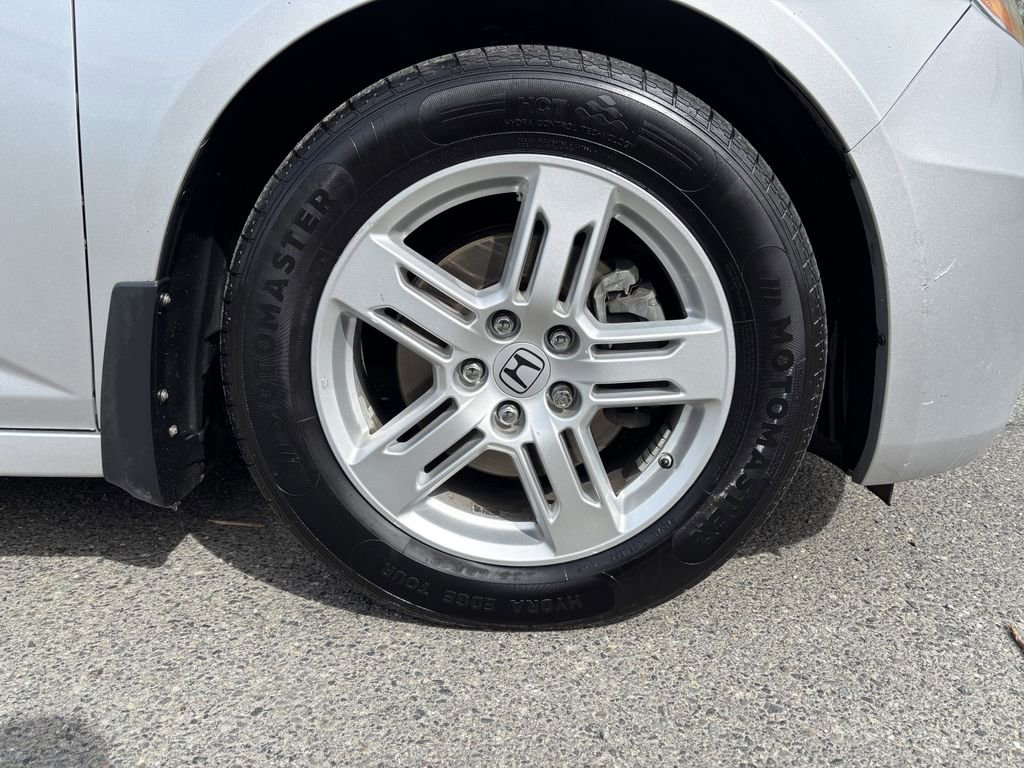 Used 2011 Honda Odyssey Touring image 9