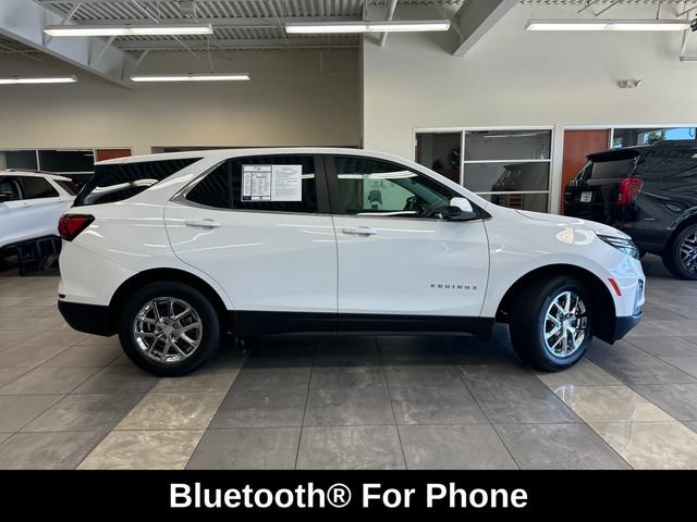 Used 2024 Chevrolet Equinox LT w/ LPO, Floor Liner Package FWD image 11