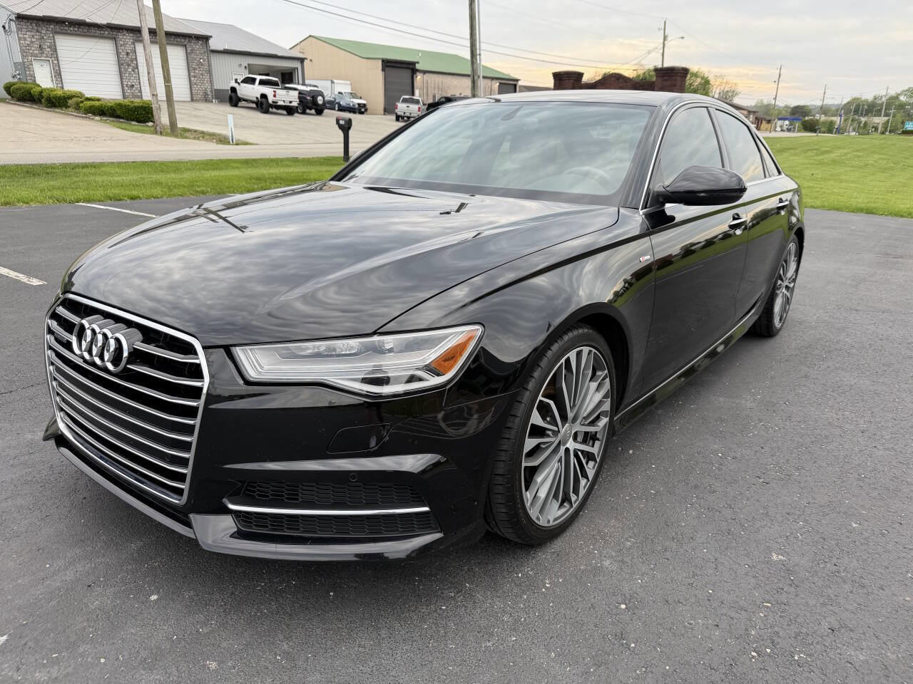 Used 2016 Audi A6 2.0T Premium Plus w/ Premium Plus Package AWD/4WD image 2