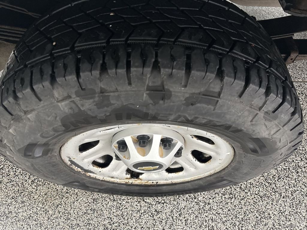 Used 2012 Chevrolet Silverado 3500 W/T w/ Snow Plow Prep Package image 23