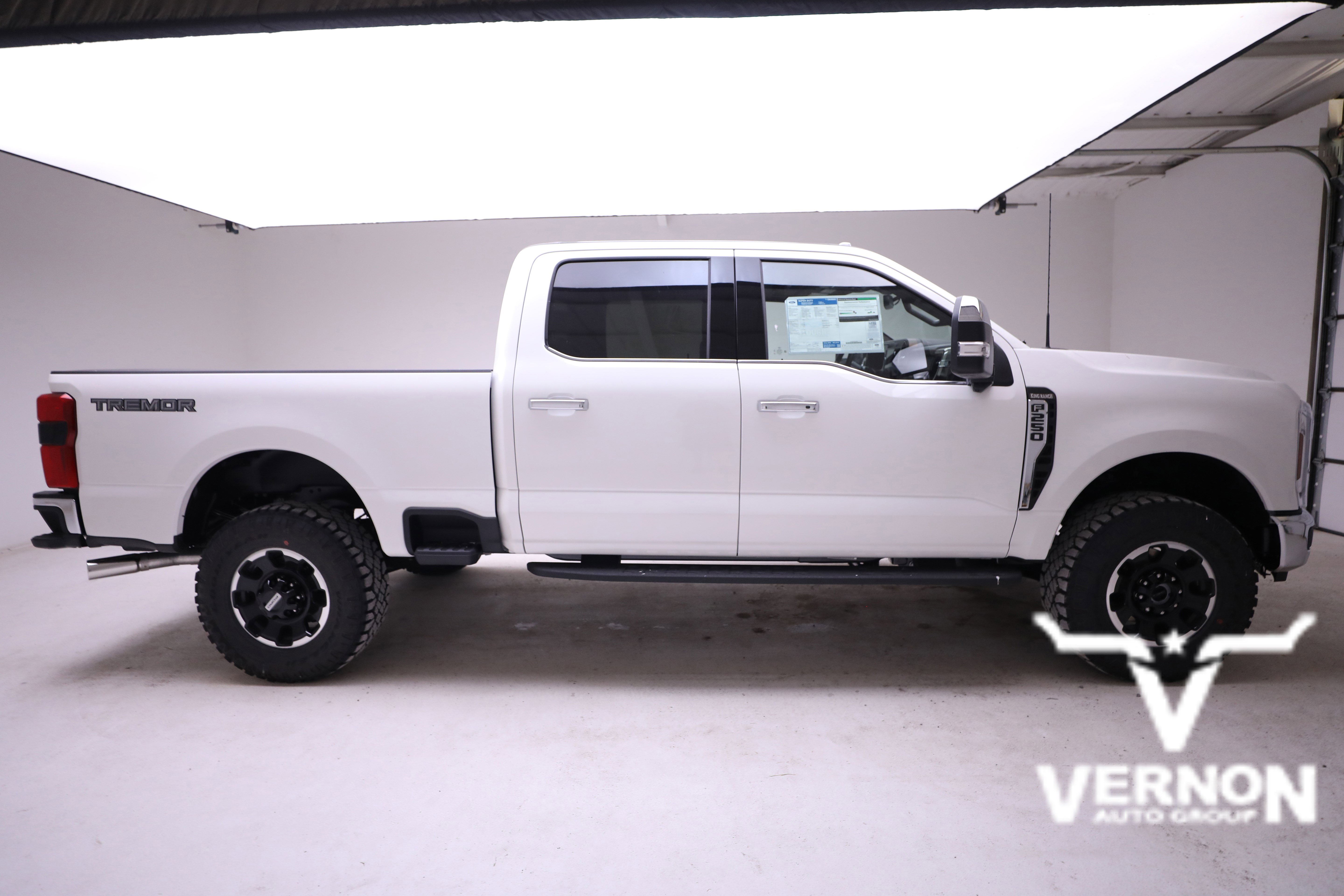 New 2026 Ford F250 King Ranch w/ Tremor Off-Road Package image 6