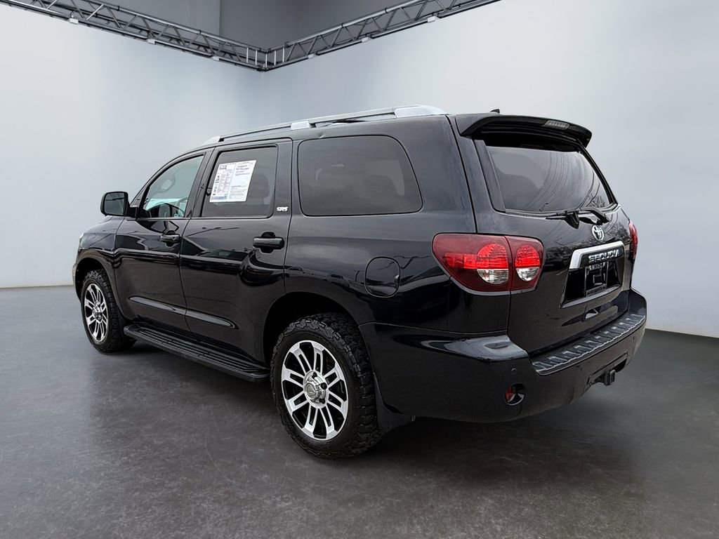 Used 2021 Toyota Sequoia SR5 w/ Premium Package AWD/4WD image 5
