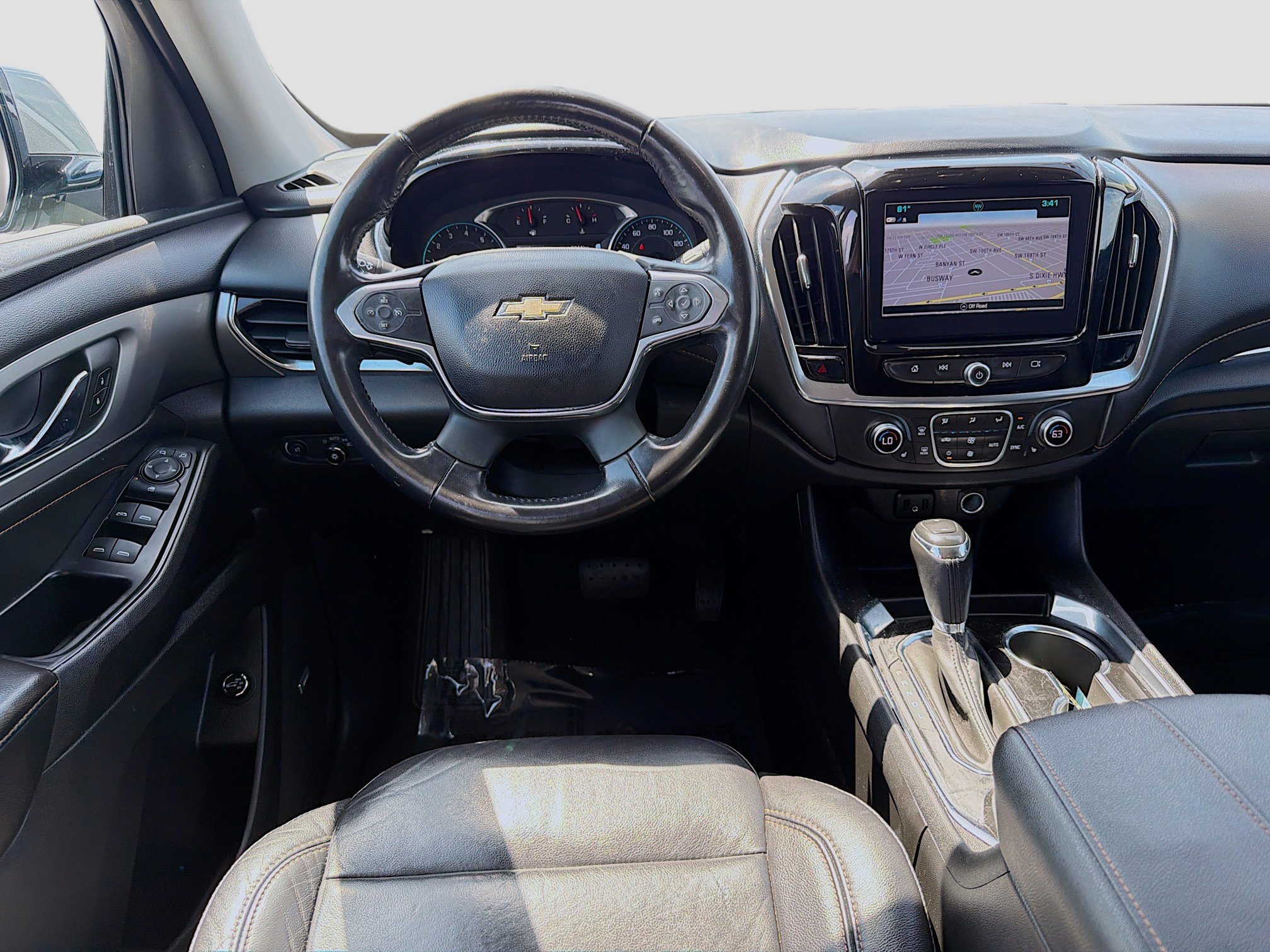 Used 2018 Chevrolet Traverse LT FWD image 21