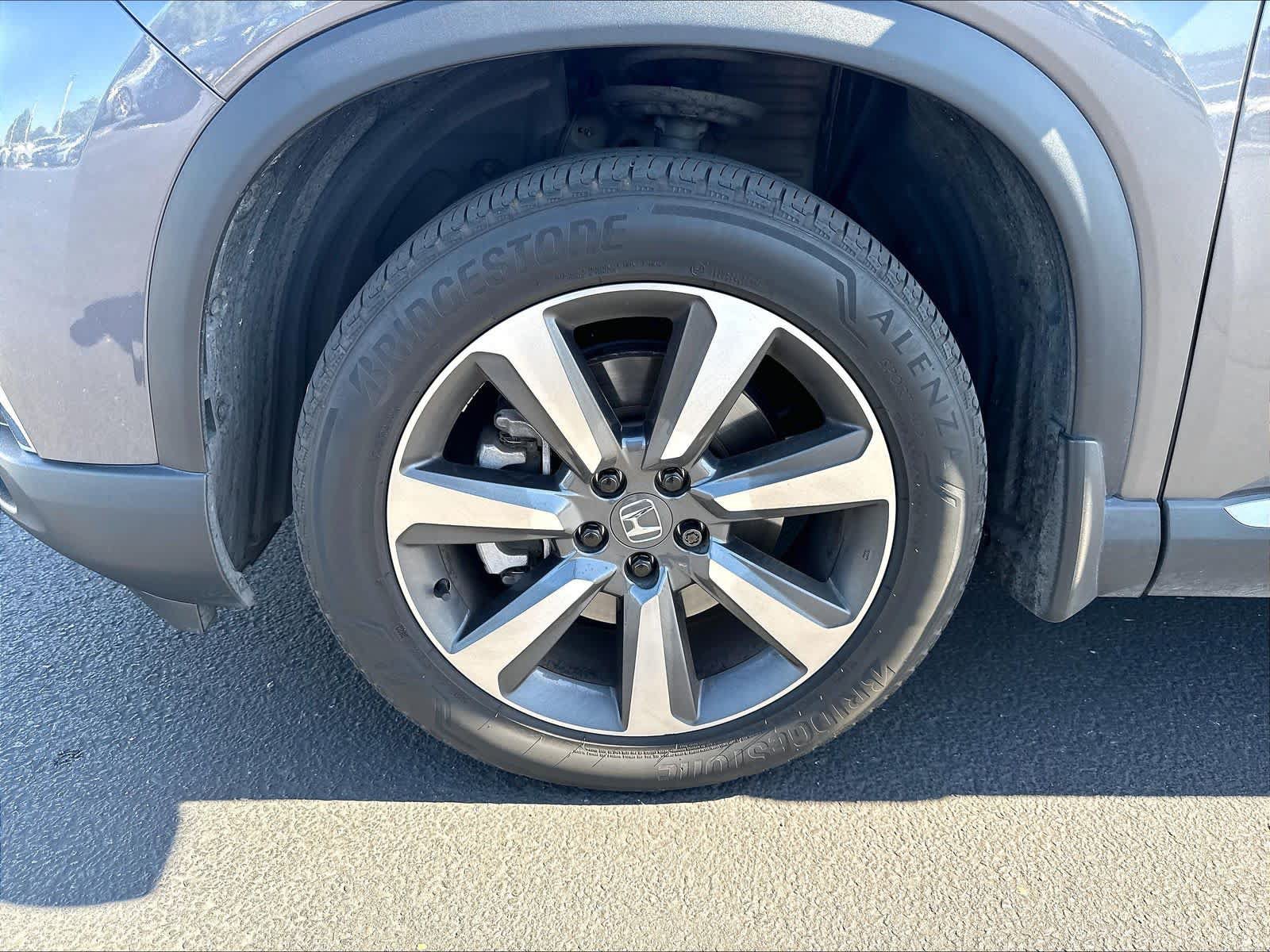 Used 2024 Honda Pilot Elite image 32