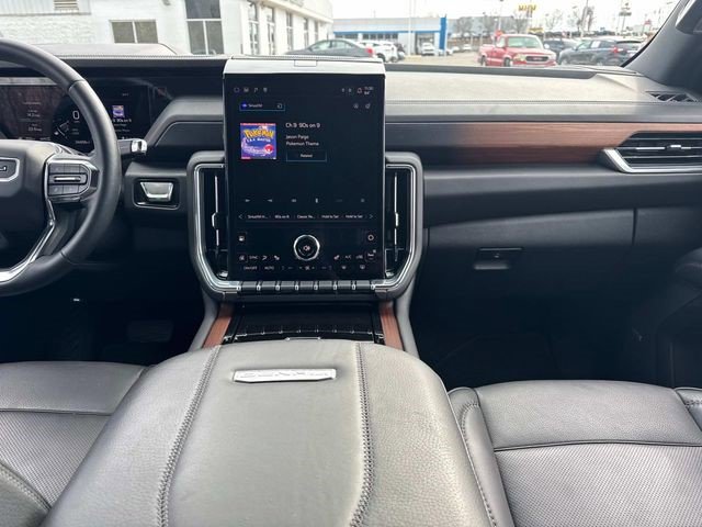 Certified 2025 GMC Yukon Denali AWD/4WD image 22