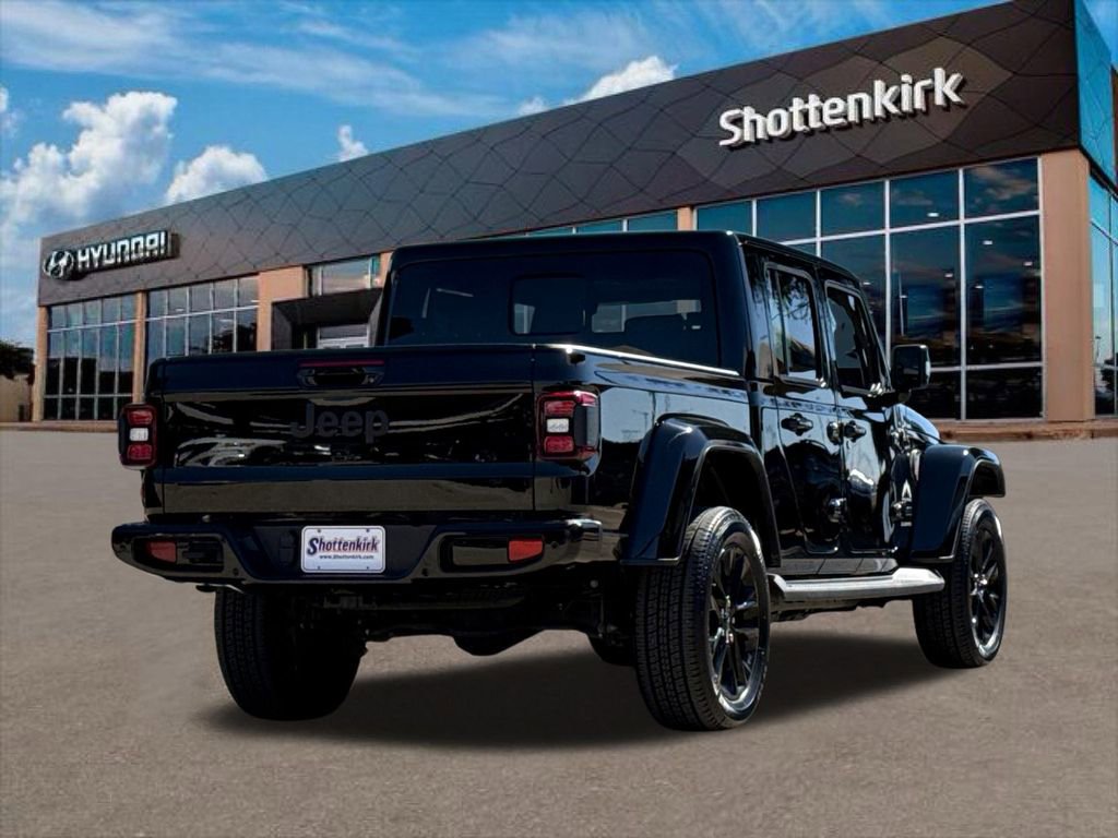Used 2022 Jeep Gladiator Overland AWD/4WD image 7