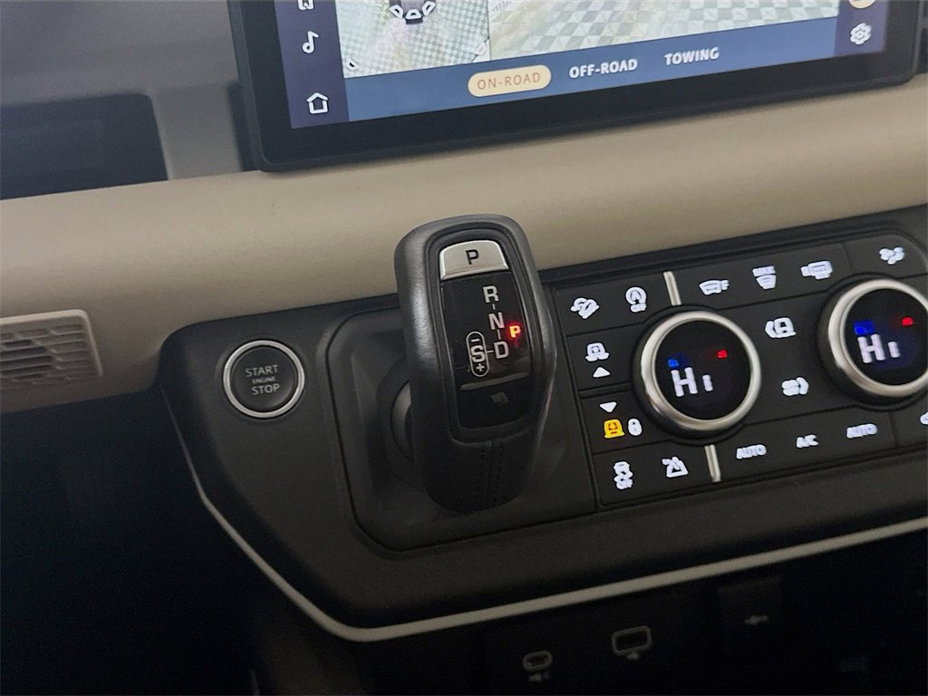 Used 2020 Land Rover Defender 110 S image 16