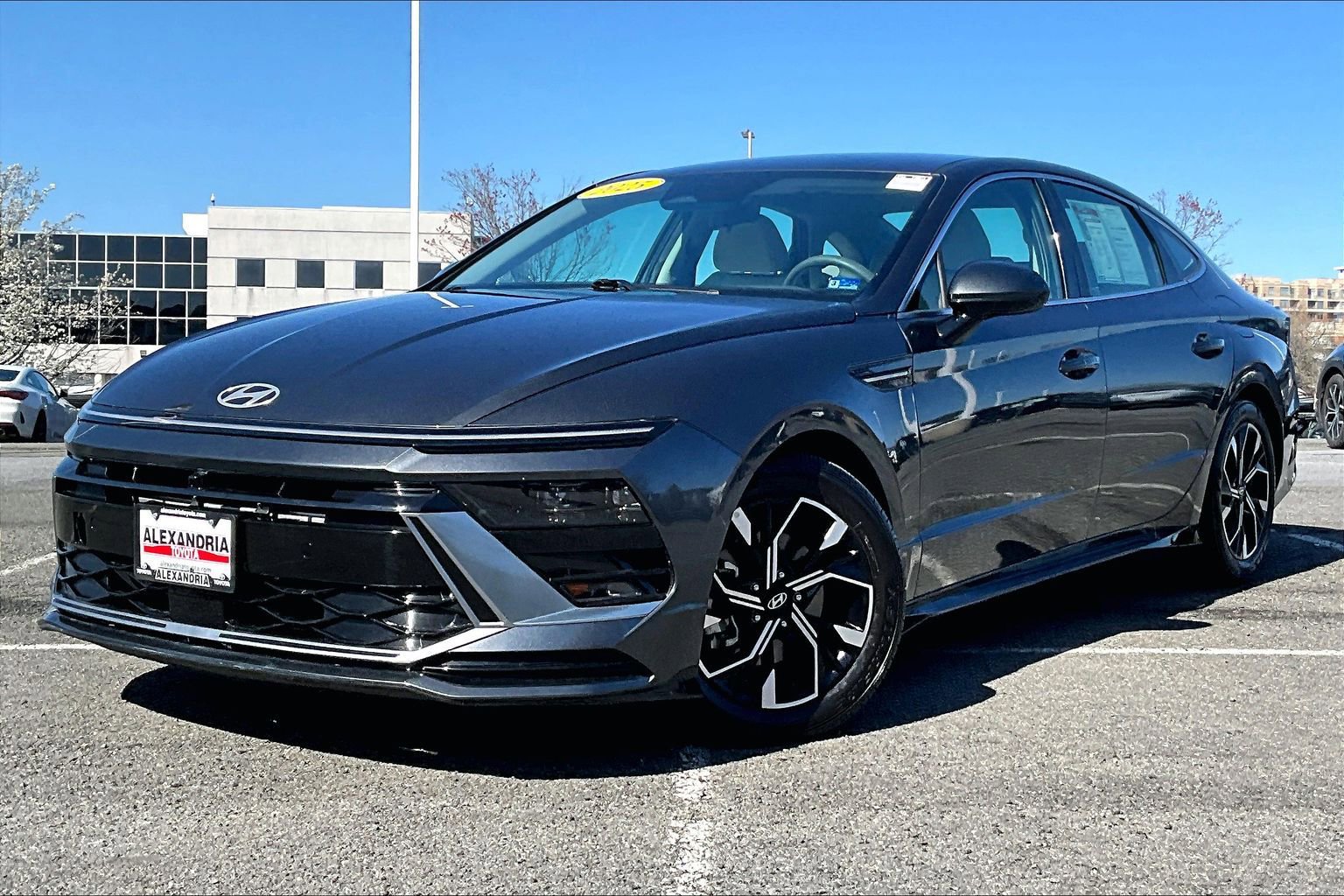 Used 2025 Hyundai Sonata SEL image 1