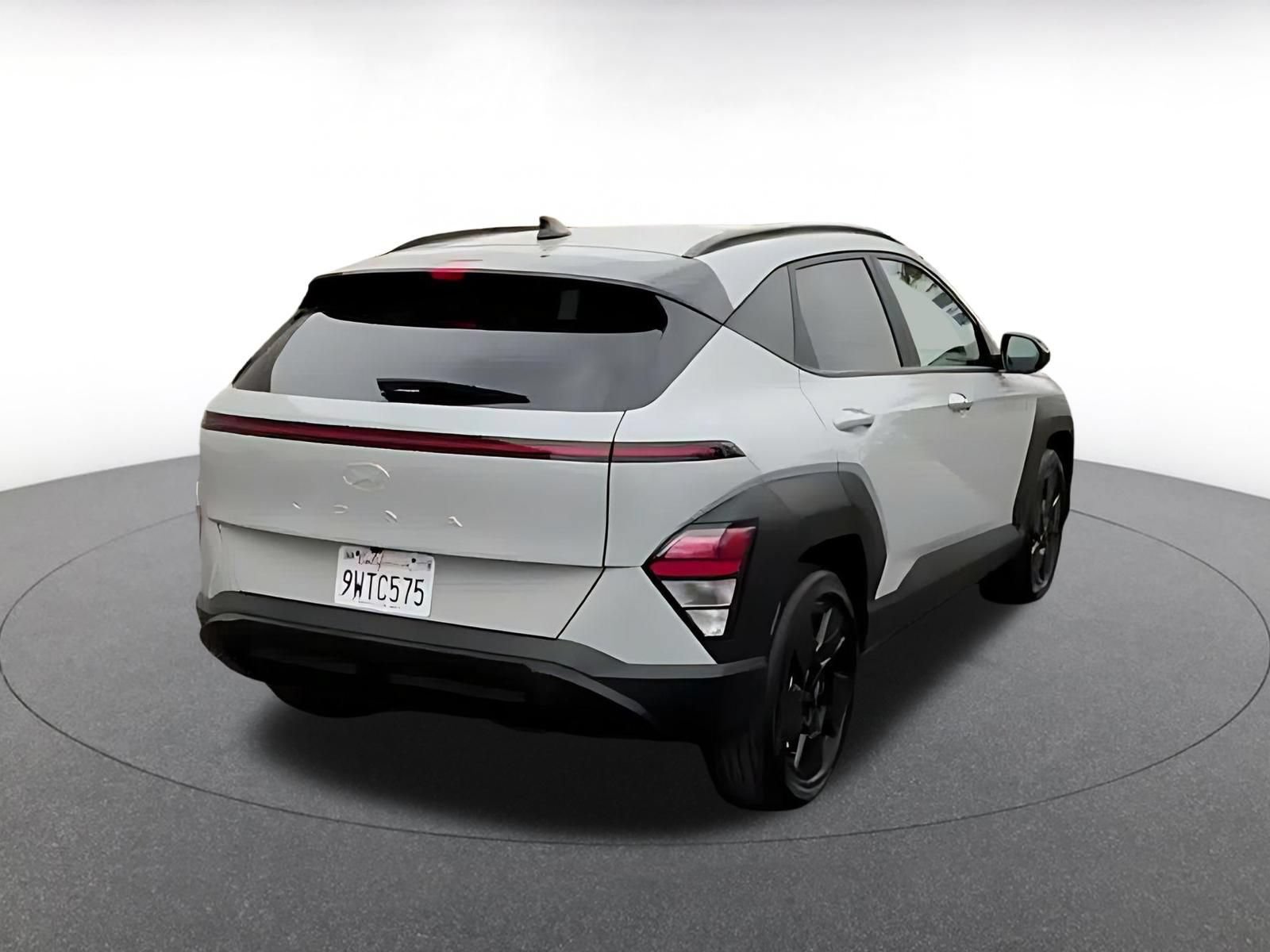 Used 2026 Hyundai Kona SEL Sport FWD image 10