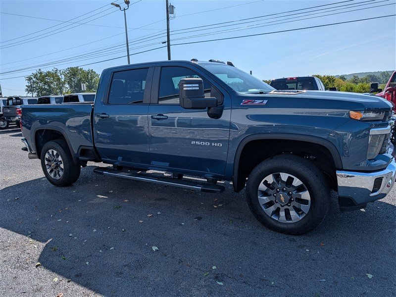 Used 2025 Chevrolet Silverado 2500 LT w/ All Star Edition AWD/4WD image 8