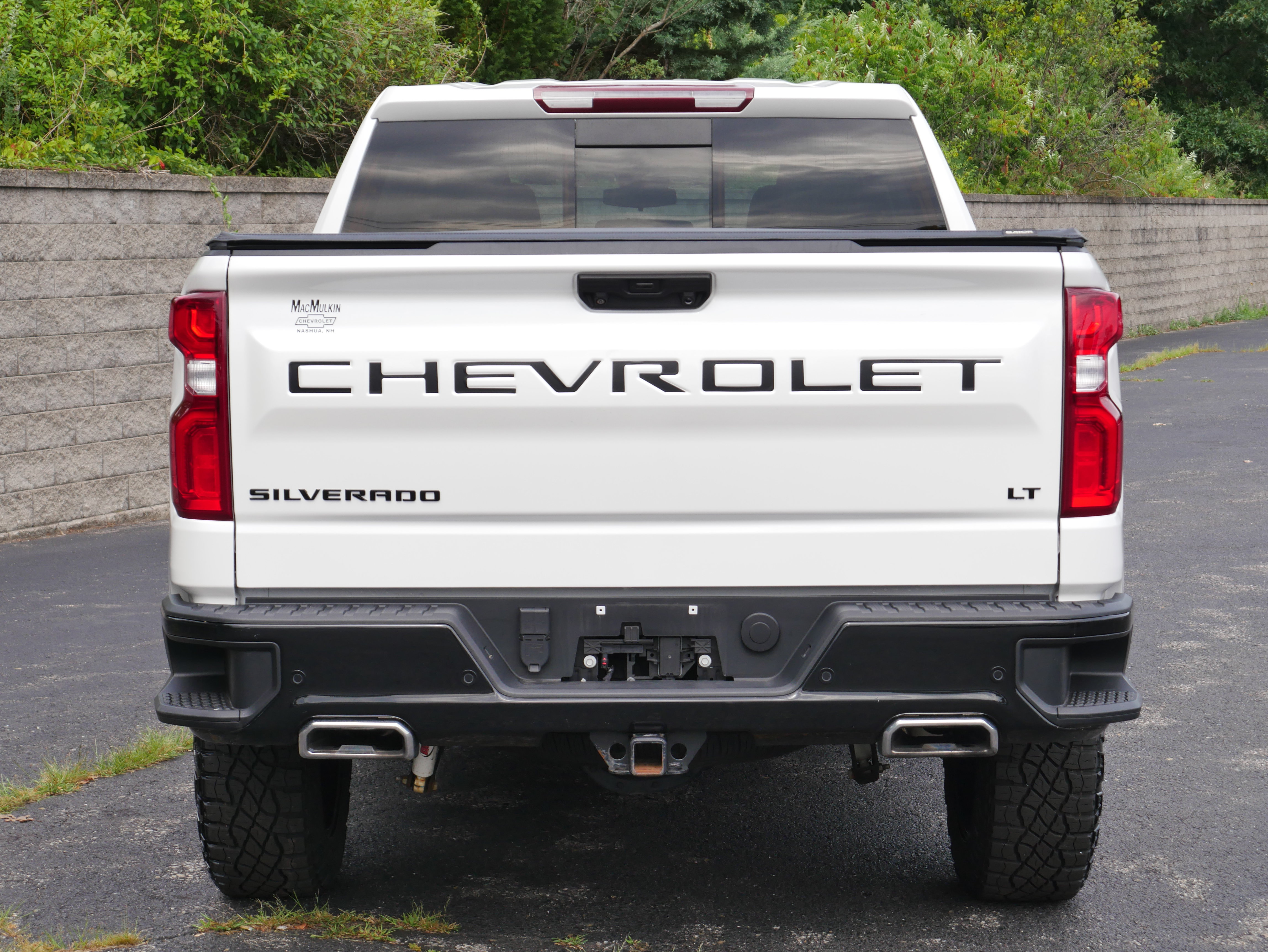 Certified 2022 Chevrolet Silverado 1500 LT Trail Boss w/ LT Trail Boss Premium Package AWD/4WD image 6