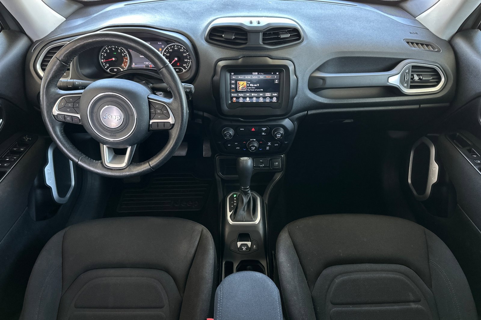 Used 2021 Jeep Renegade Latitude w/ Convenience Group image 12