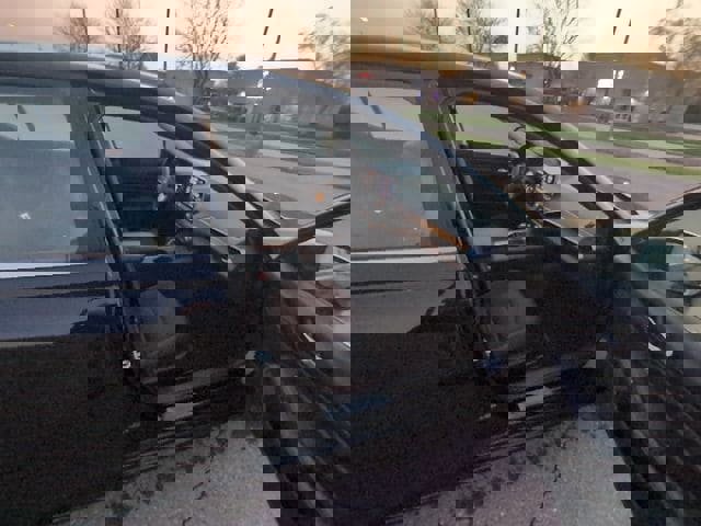 Used 2025 Nissan Altima 2.5 SV image 3