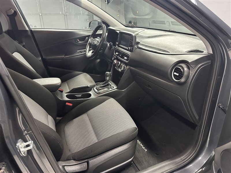 Used 2018 Hyundai Kona SEL image 10