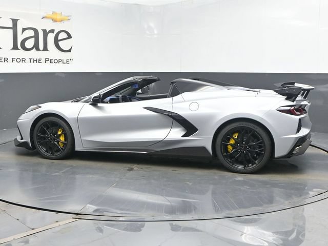 New 2026 Chevrolet Corvette Stingray Premium Conv w/ Stealth Interior Trim Package RWD image 32