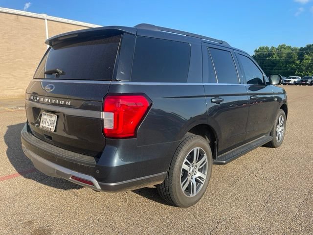 Used 2024 Ford Expedition XLT RWD image 9