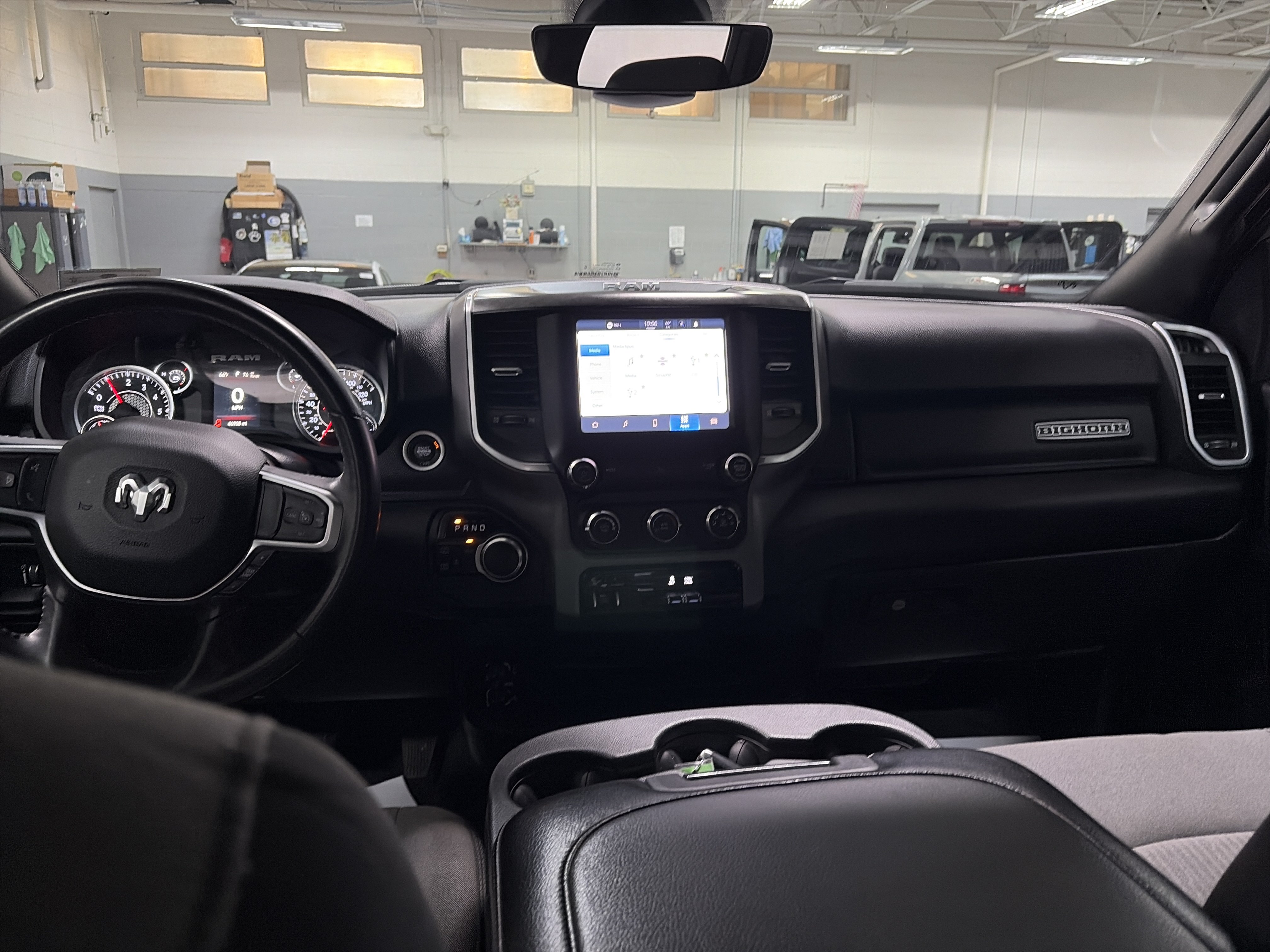 Used 2024 RAM 2500 Big Horn AWD/4WD image 25