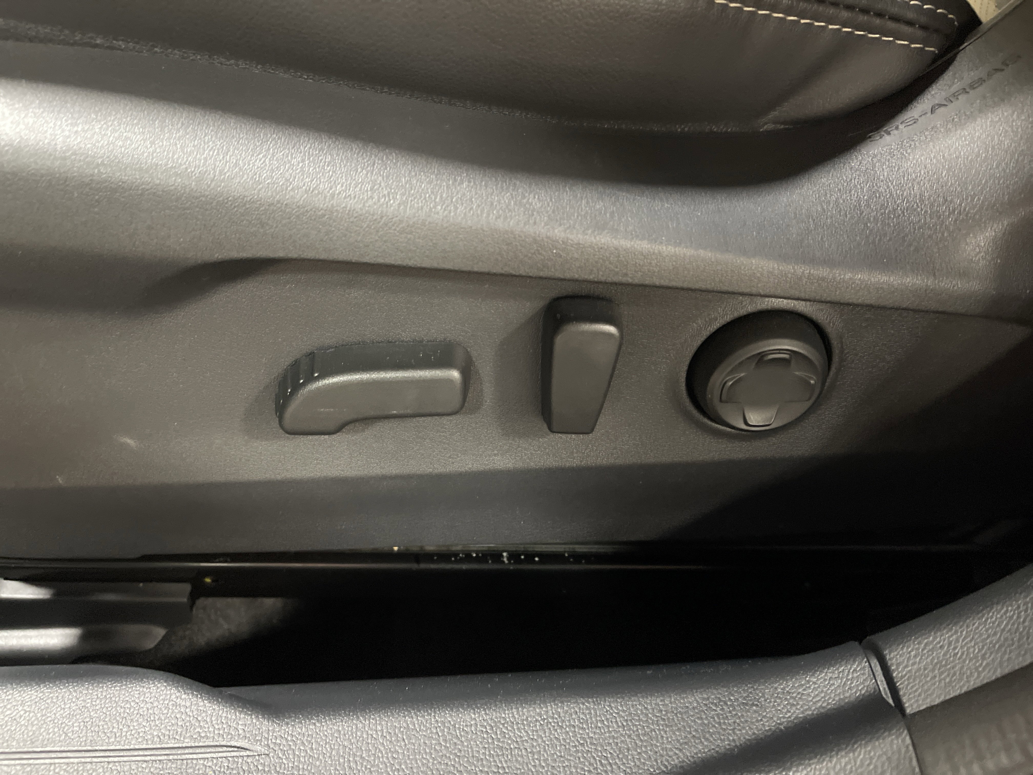 Used 2023 Subaru Outback Limited image 11