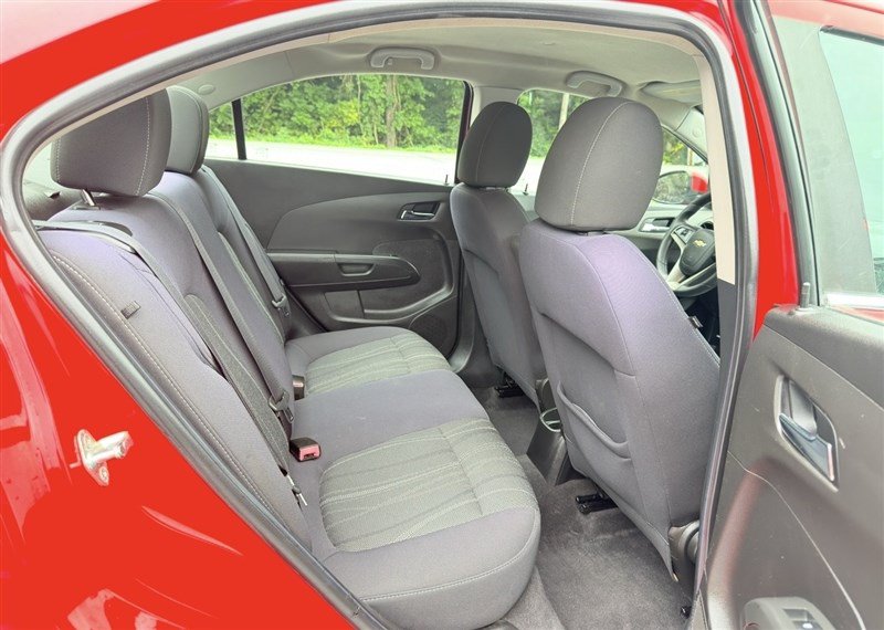 Used 2012 Chevrolet Sonic LT FWD image 8