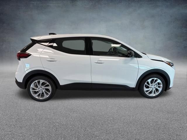 New 2027 Chevrolet Bolt LT FWD image 5