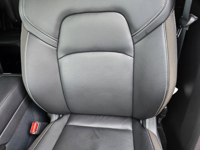 Certified 2024 Nissan Pathfinder SL w/ Black Appearance Package image 23