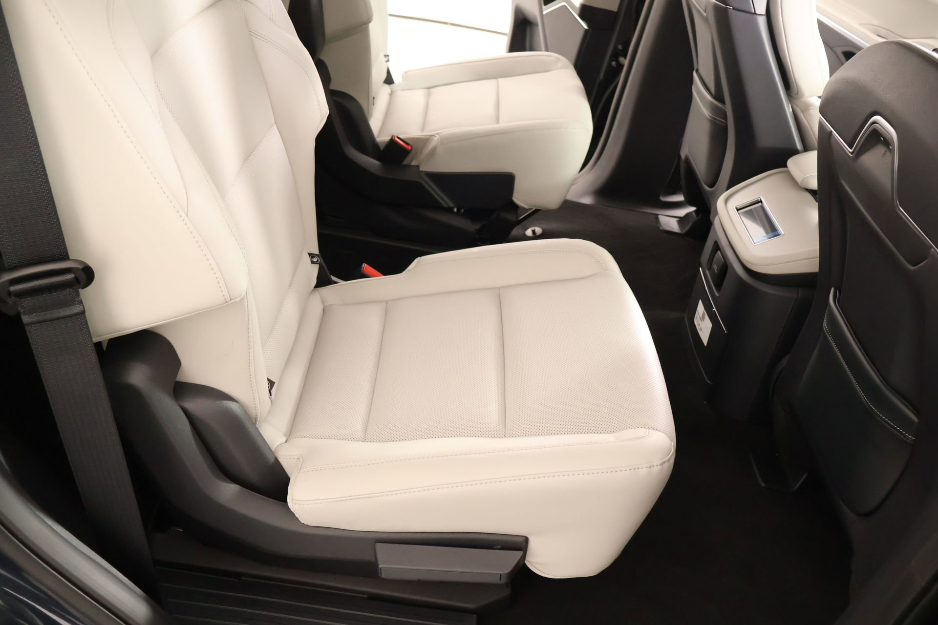 New 2026 Lincoln Navigator Premiere AWD/4WD image 15