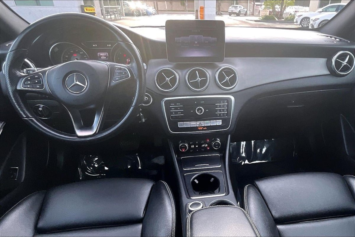 Used 2019 Mercedes-Benz GLA 250 image 13